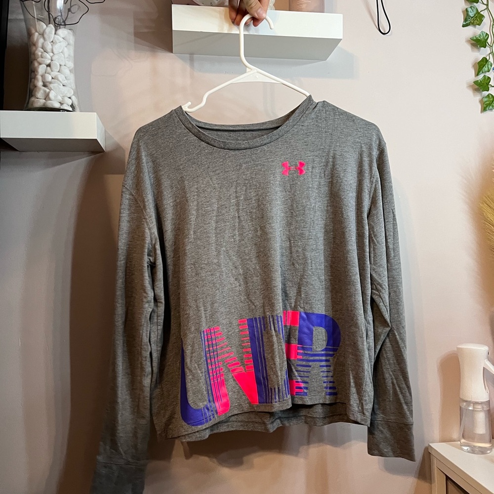 Cropped Under Armour T-Shirt